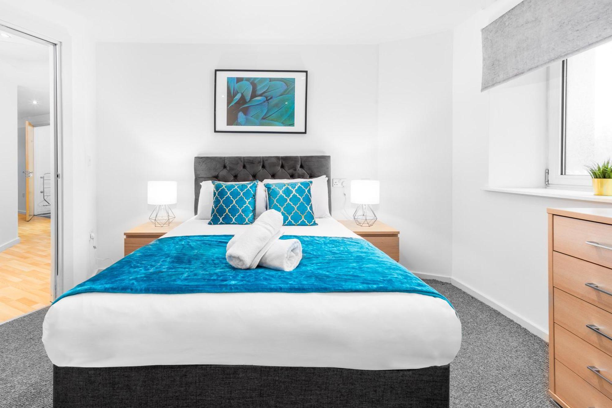 City Centre Apartment - 2 Bedroom - Secure Parking - Top Rated - 201M برمنغهام المظهر الخارجي الصورة